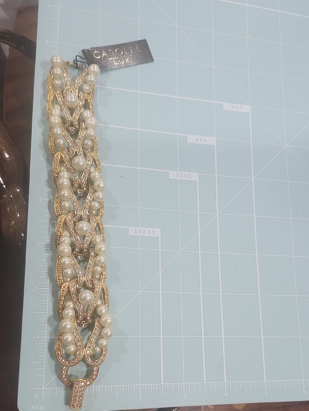 Carolee Lux Gold Tone Pearl & Crystal Link Bracelet - Picture 4 of 5